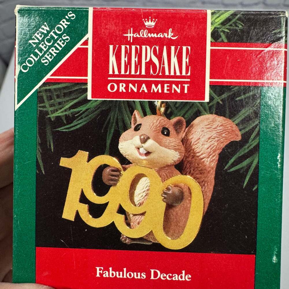 1990 FABULOUS DECADE Hallmark Keepsake Ornament Collector's Series-